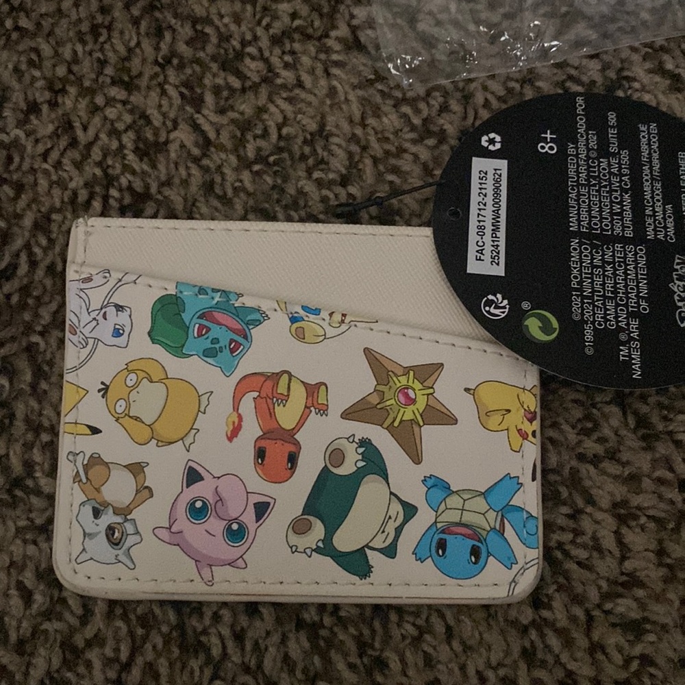 Loungefly Pokémon cardholder